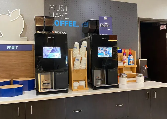 Holiday Inn Express Hotel & Suites North Kansas City By Ihg