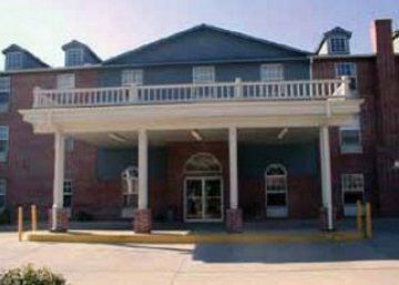 Express & North Kansas By Ihg Hotel 2*