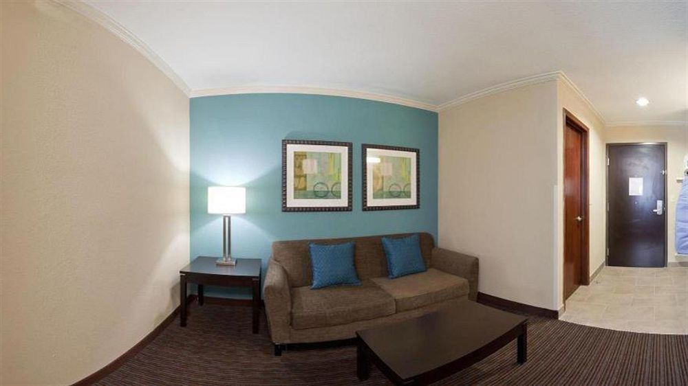 Express & North Kansas By Ihg 2* Kansas City