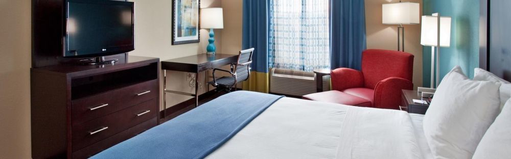 Hotel Express & North Kansas By Ihg Kansas City