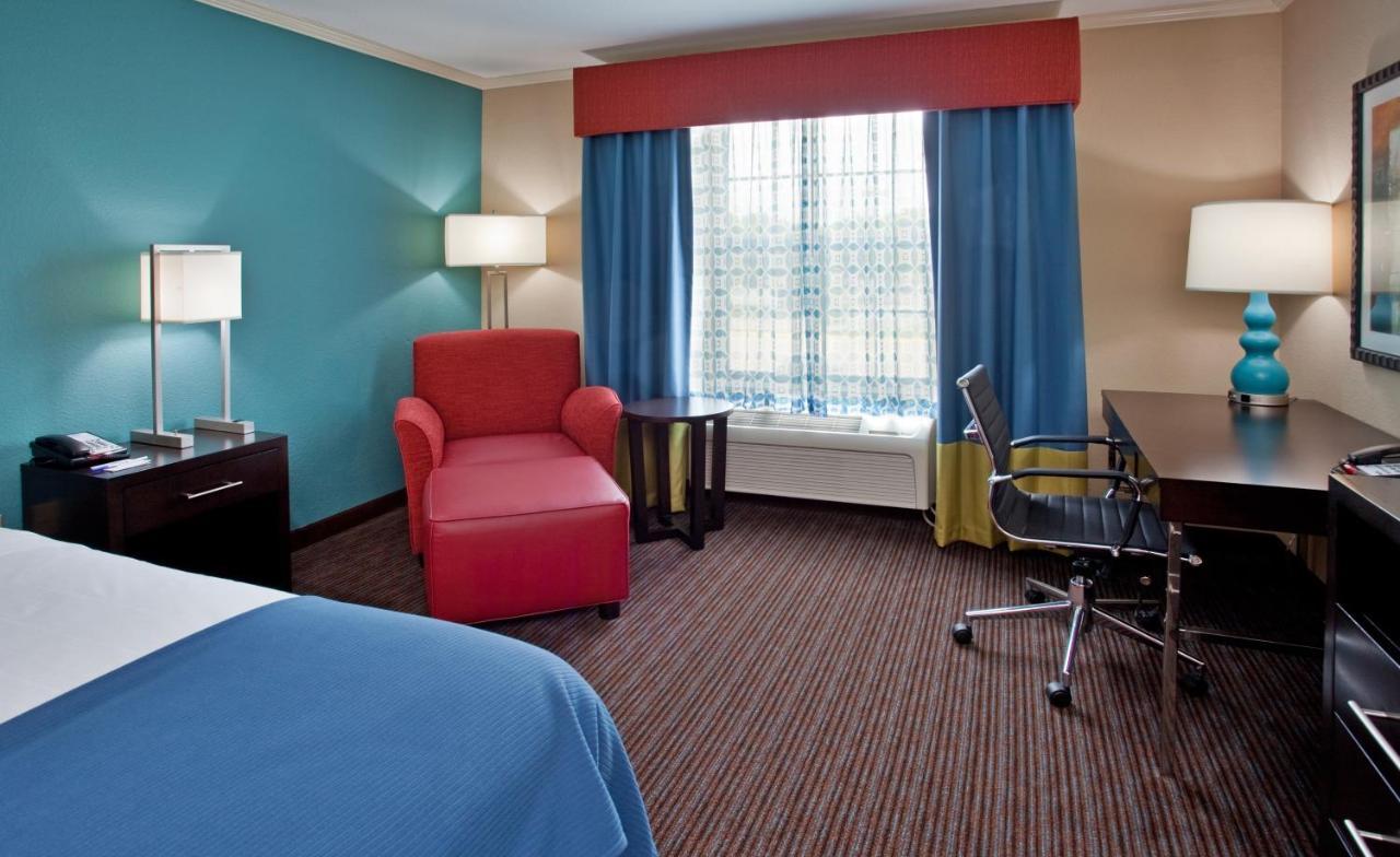 Express & North Kansas By Ihg 2*